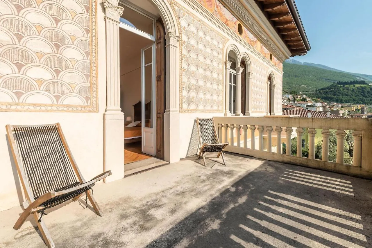 Villa Gelmi Front Lake Malcesine