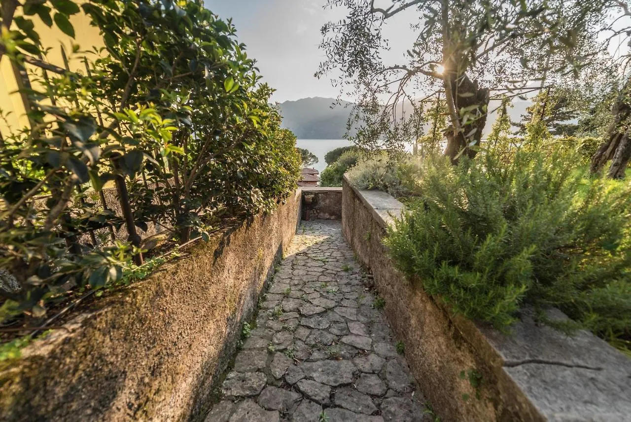 Villa Gelmi Front Lake Malcesine