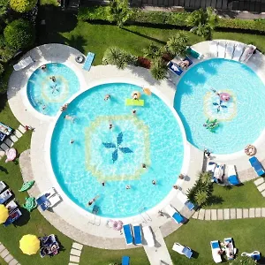 Majestic Palace Hotell