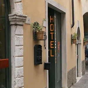 Modena Old Town Hotell